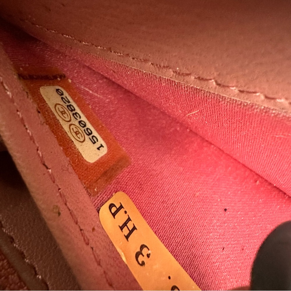 CHANEL Pink Floral Embossed Wallet - Picture 10 of 10